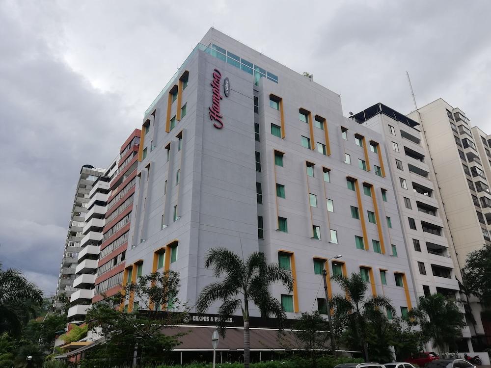 Hampton By Hilton Cali Hotel Exterior foto