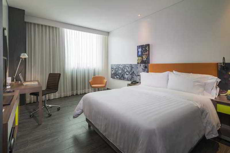 Hampton By Hilton Cali Hotel Exterior foto