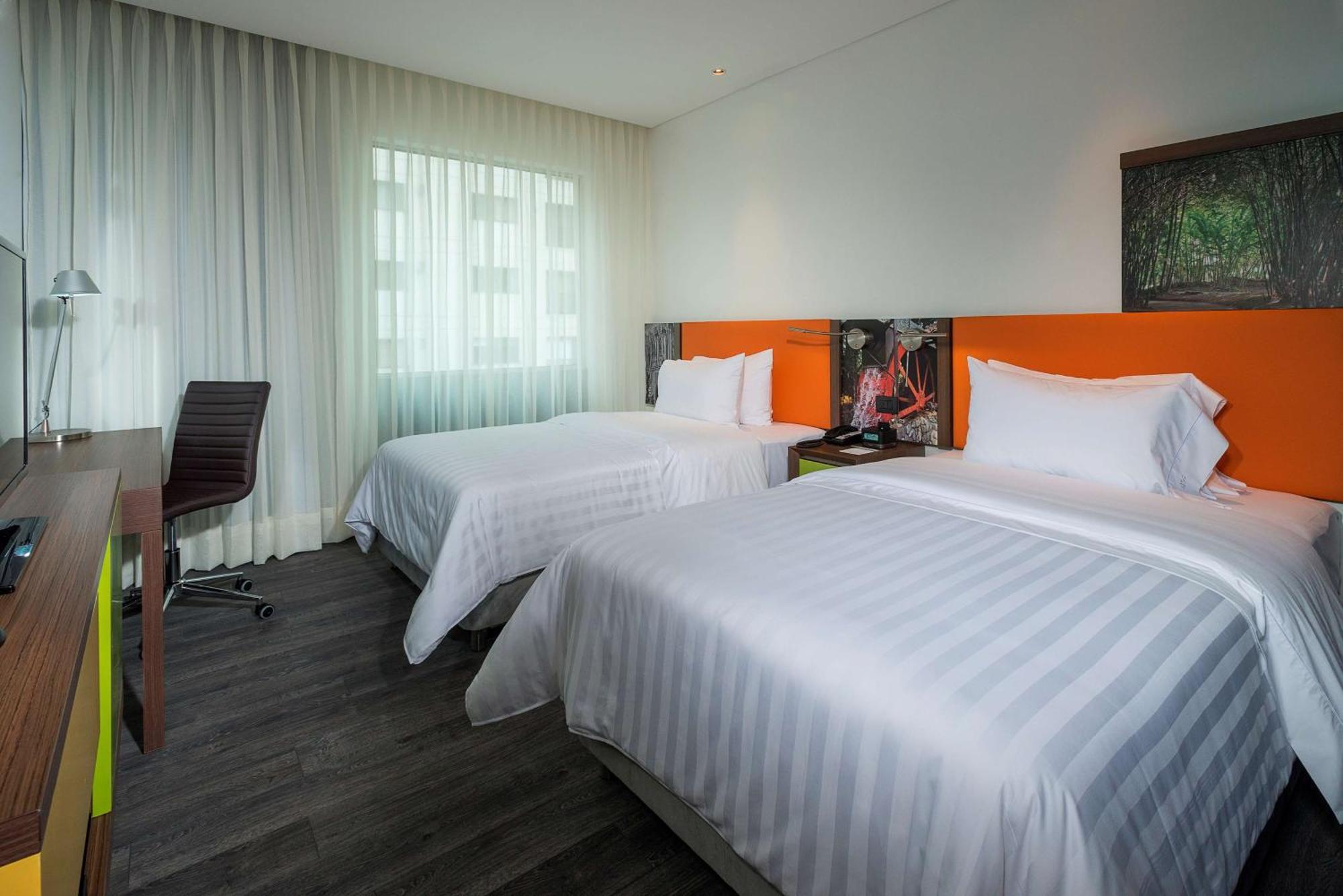 Hampton By Hilton Cali Hotel Exterior foto